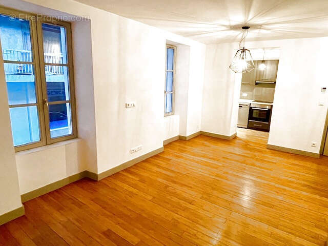 Appartement à AIX-LES-BAINS