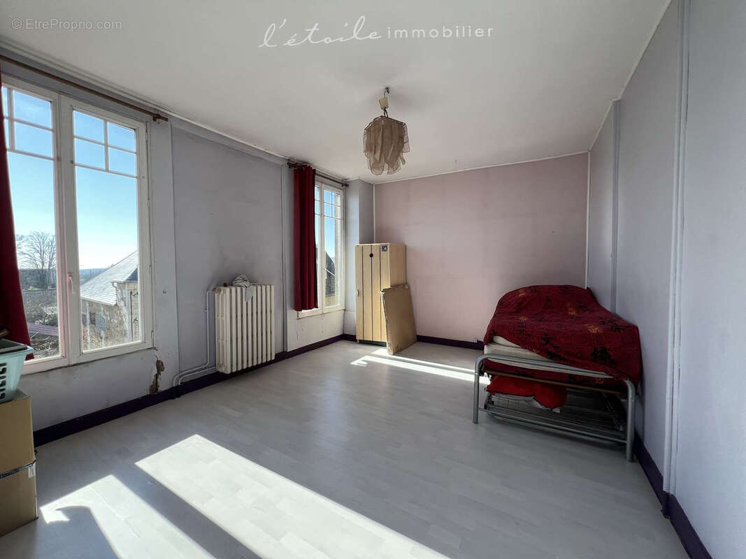 Maison à MORTAGNE-AU-PERCHE