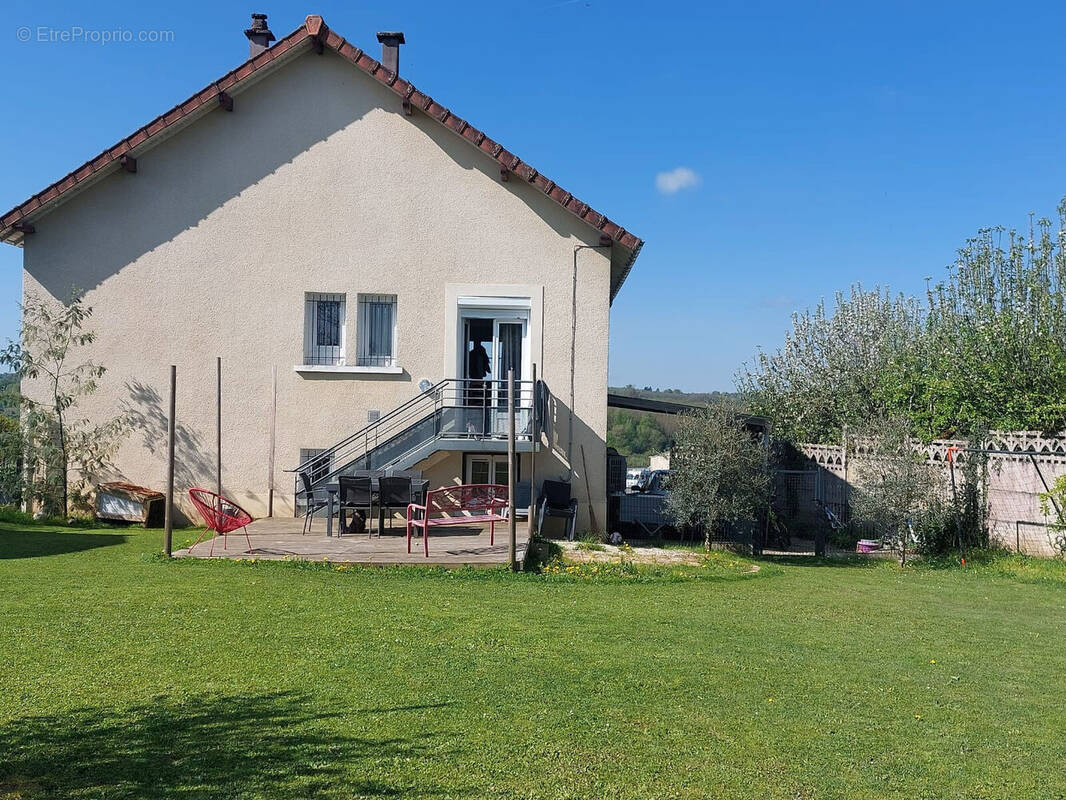 Photo 1 - Maison à MAGNAC-BOURG
