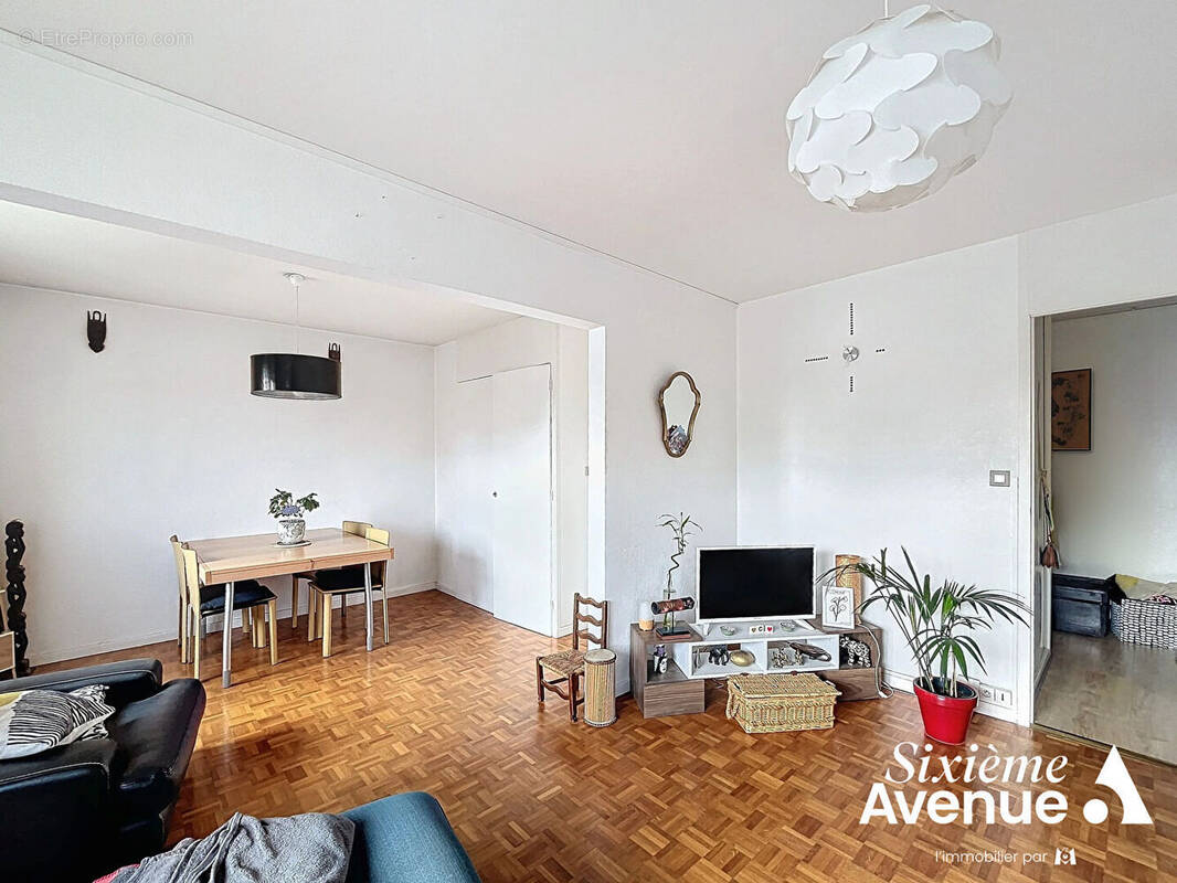 Appartement à LYON-8E