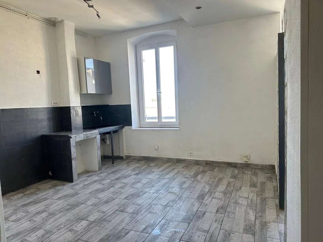 Appartement à MARSEILLE-10E