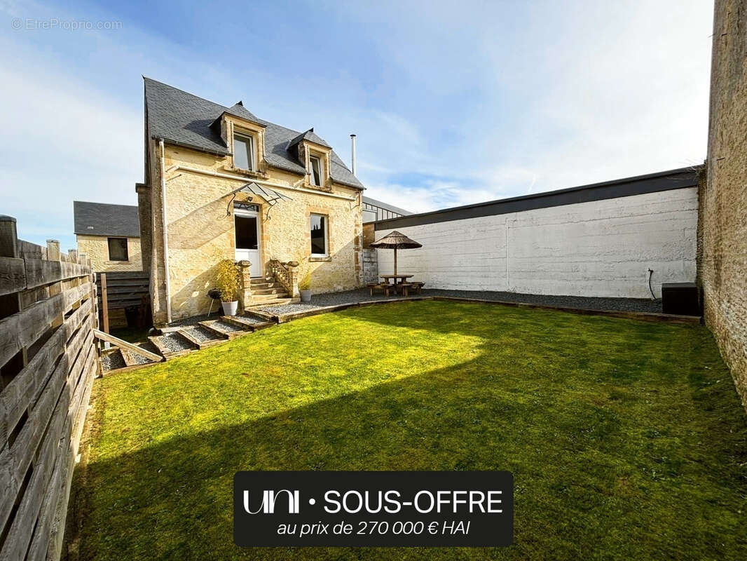 Maison à SAINT-AUBIN-D&#039;ARQUENAY
