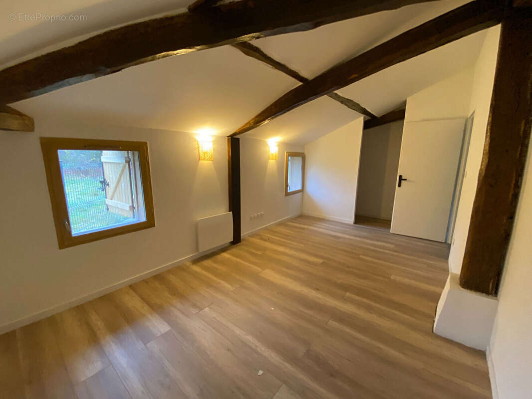 Maison à MOUSTEY