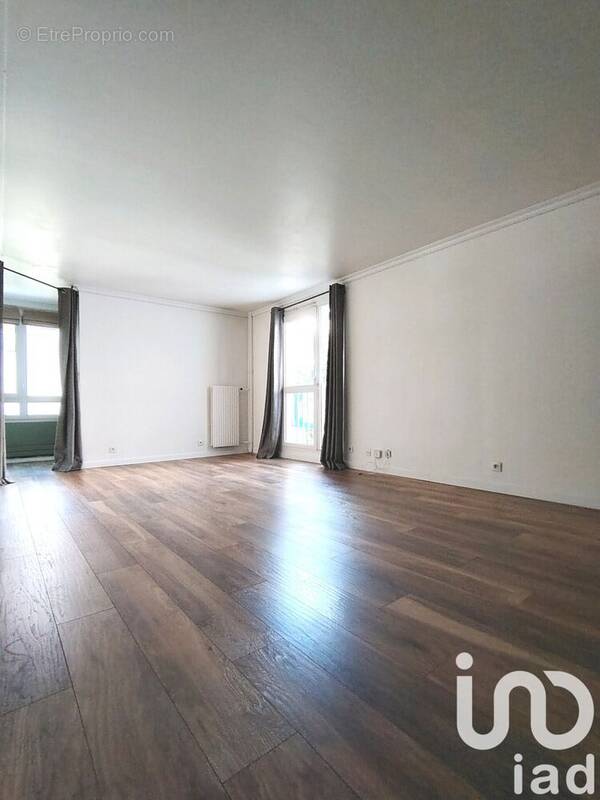 Photo 1 - Appartement à LES ULIS
