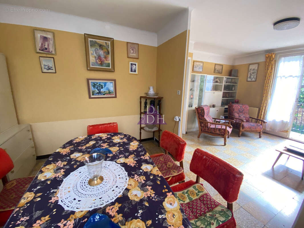 Maison à LA VALETTE-DU-VAR