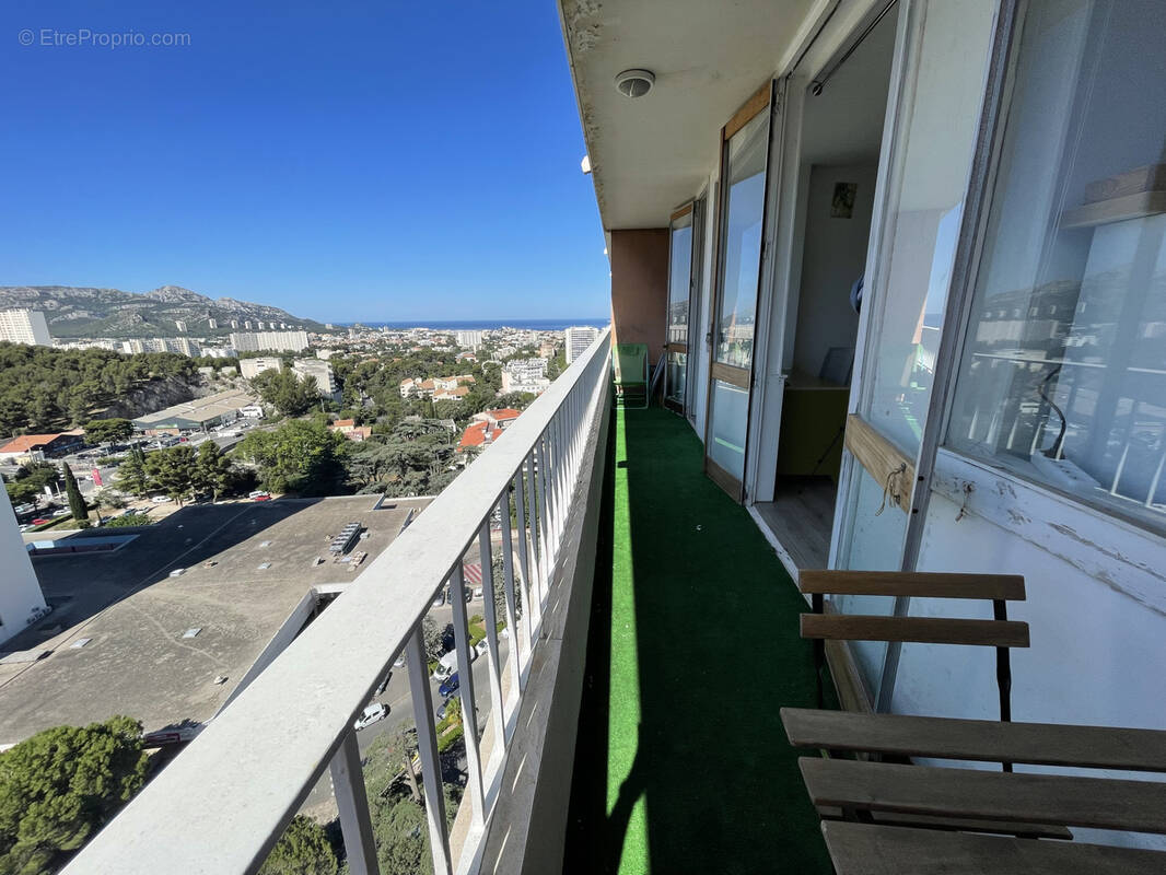 Appartement à MARSEILLE-9E