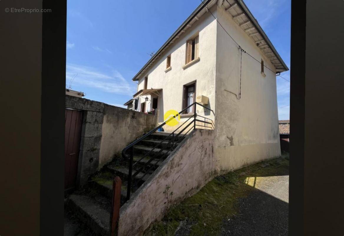 Maison à AUBUSSON-D&#039;AUVERGNE