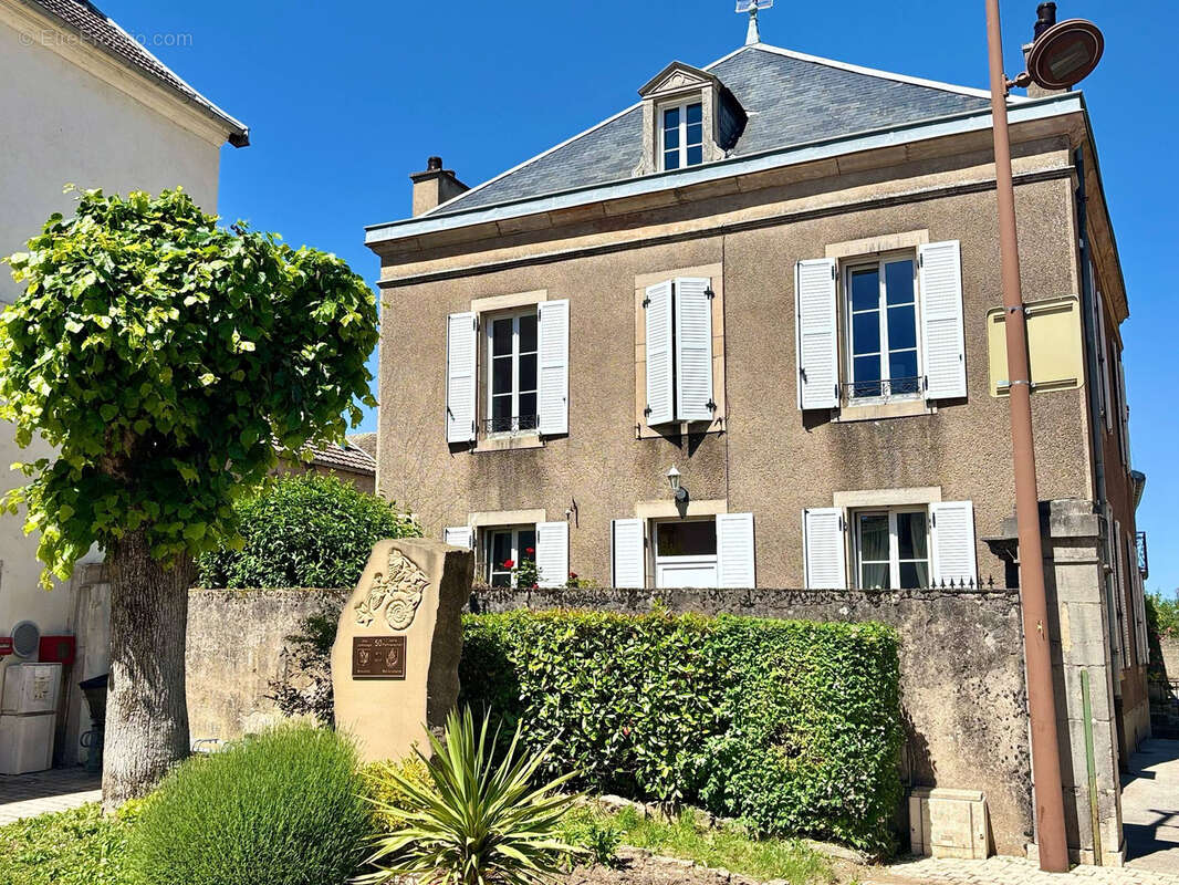 Maison à BROCHON