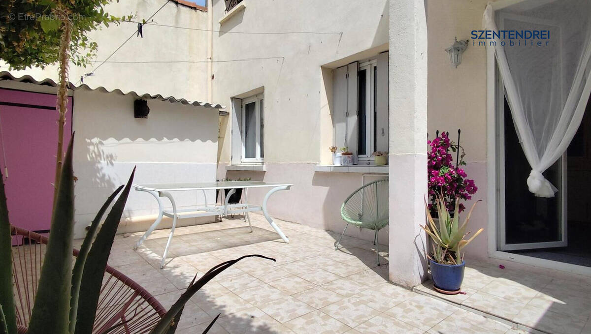 Appartement à LUNEL