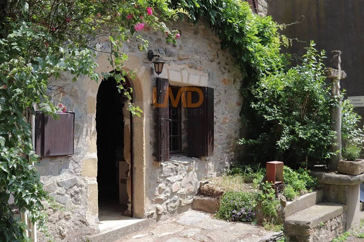 Maison à AVENE