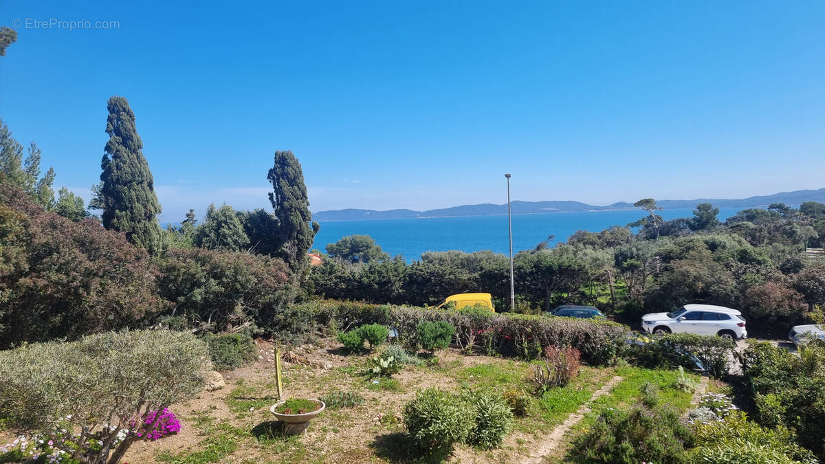 Appartement à HYERES
