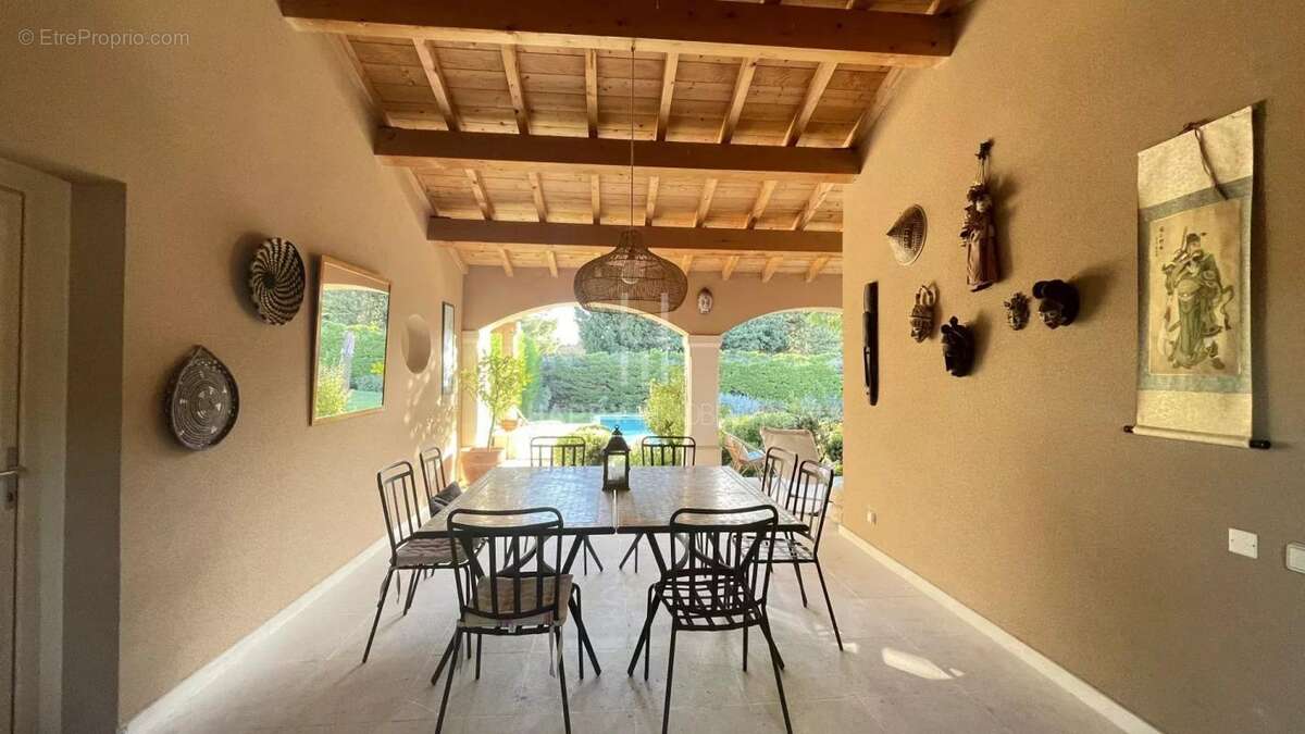 Maison à MAUSSANE-LES-ALPILLES