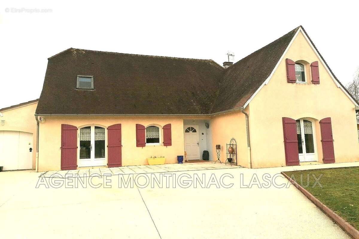 Maison à MONTIGNAC