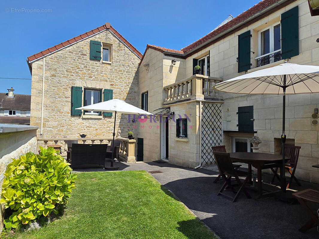 Maison à VILLERS-SOUS-SAINT-LEU