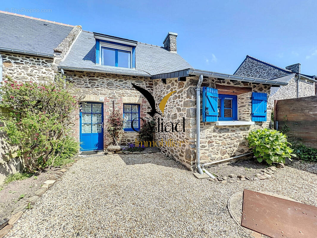 Maison à SAINT-JOUAN-DES-GUERETS