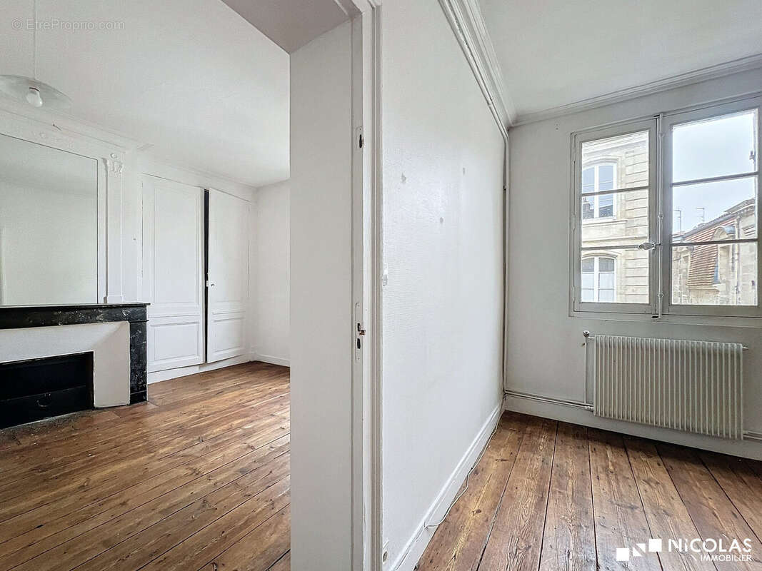 Appartement à BORDEAUX