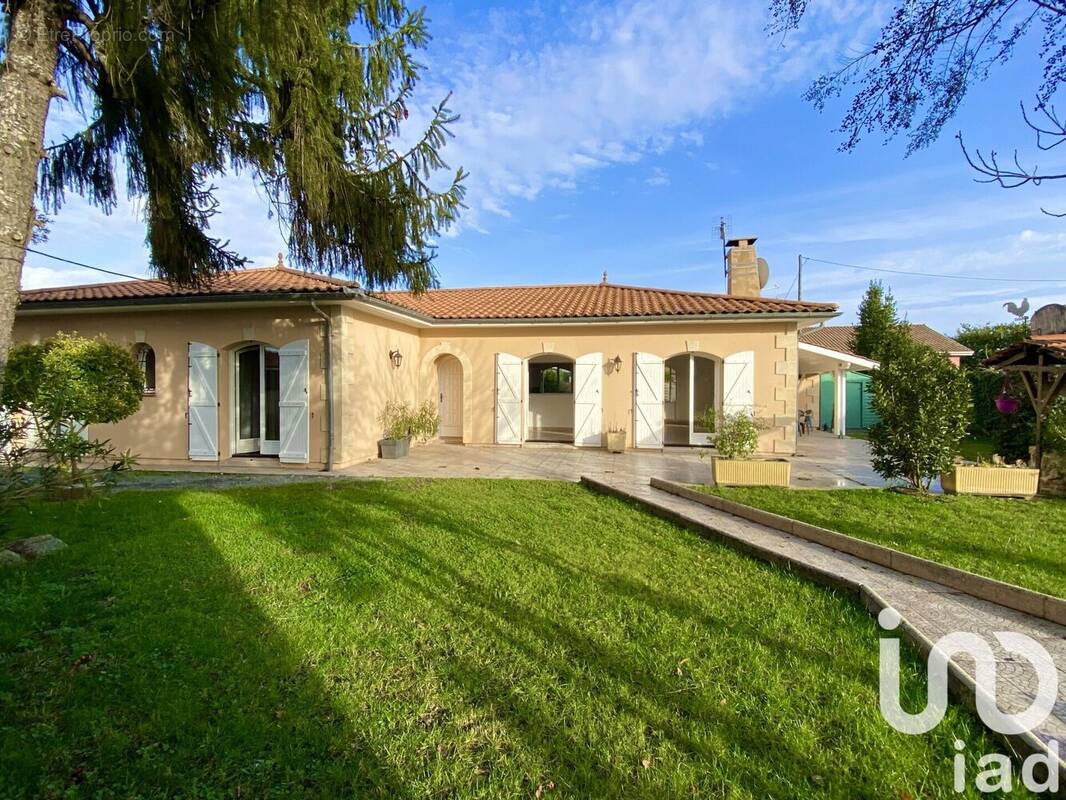 Photo 1 - Maison à SAINT-MEDARD-EN-JALLES
