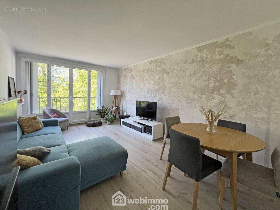 Appartement à BOISSY-SAINT-LEGER