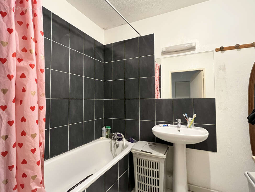 Appartement à MARSEILLE-13E