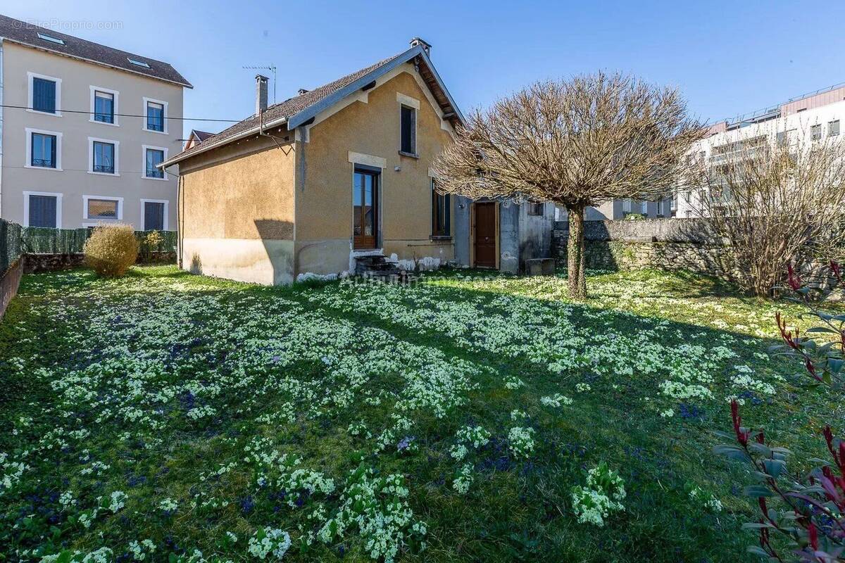Maison à BELLEY