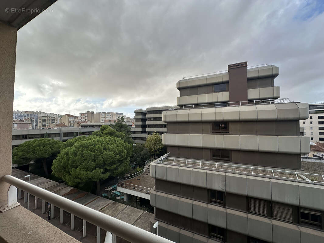 Appartement à MARSEILLE-8E