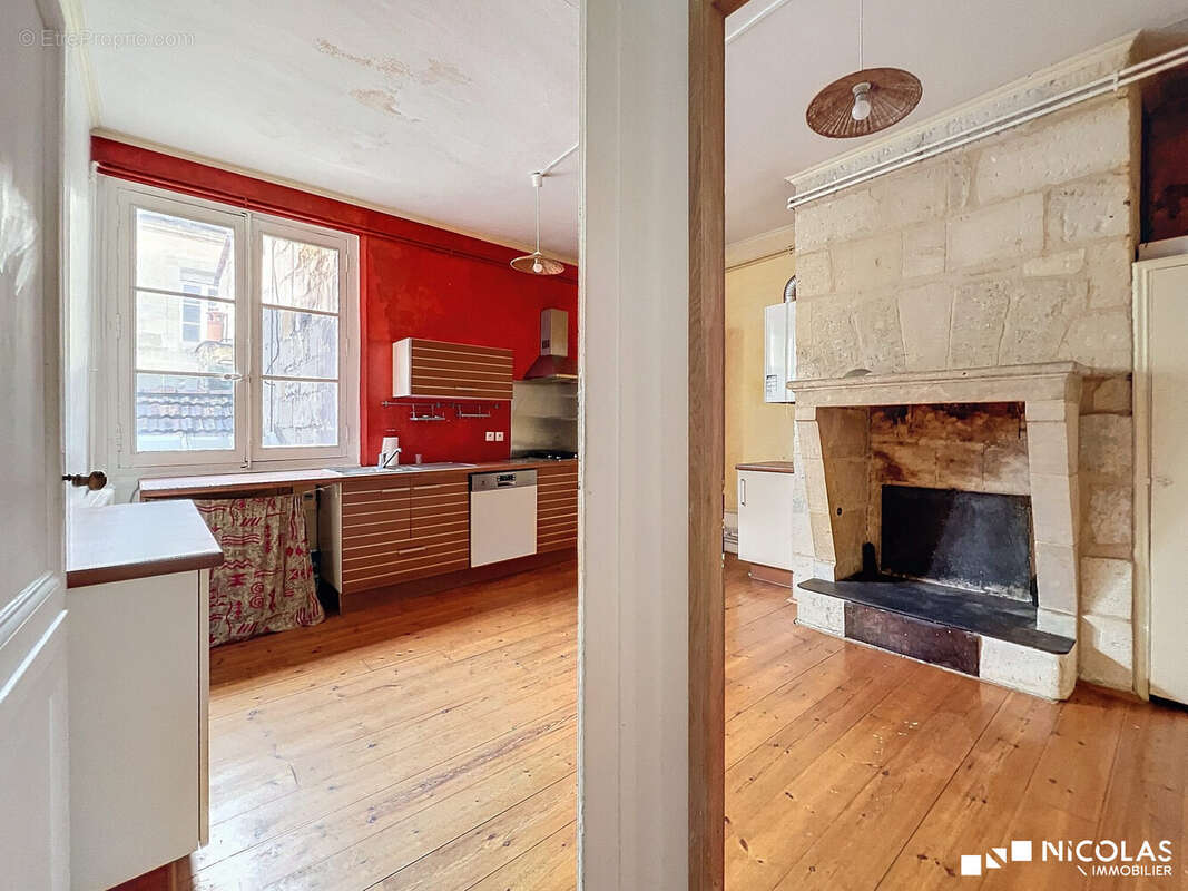 Appartement à BORDEAUX