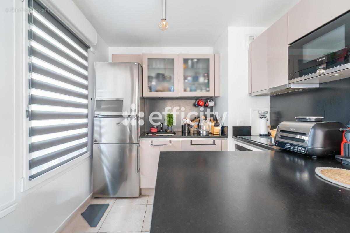 Appartement à SURESNES