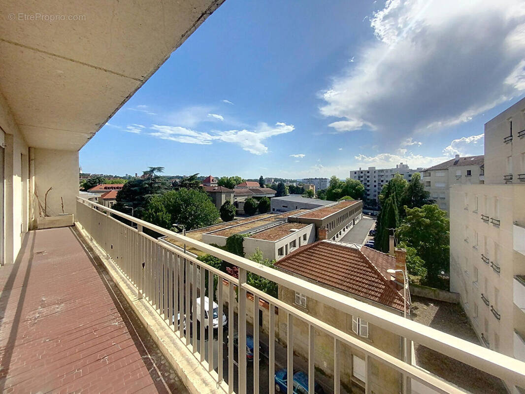 Appartement à LYON-4E