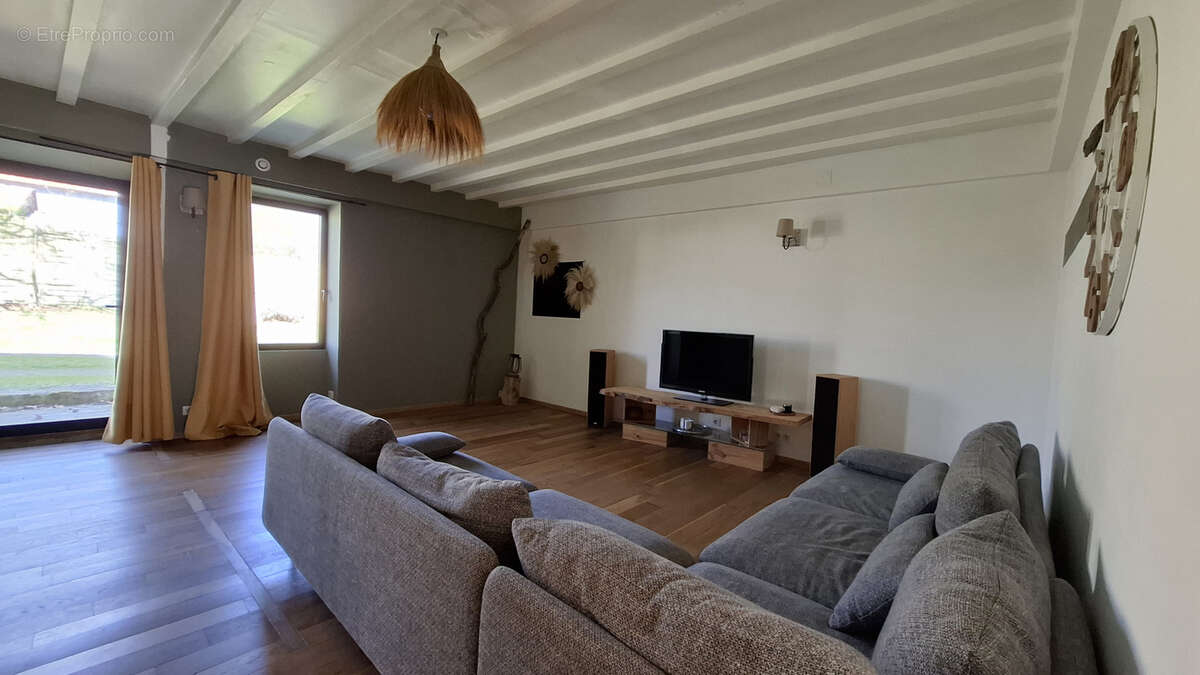 Maison à SAINTE-PAZANNE