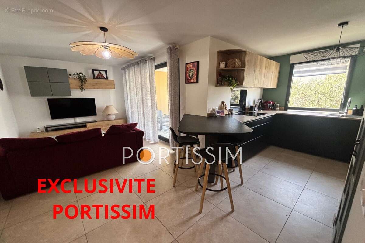 Appartement à VALLAURIS