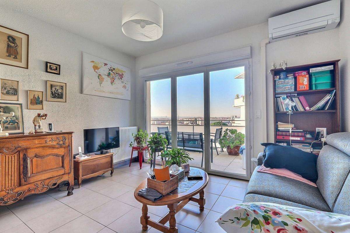 Appartement à NIMES