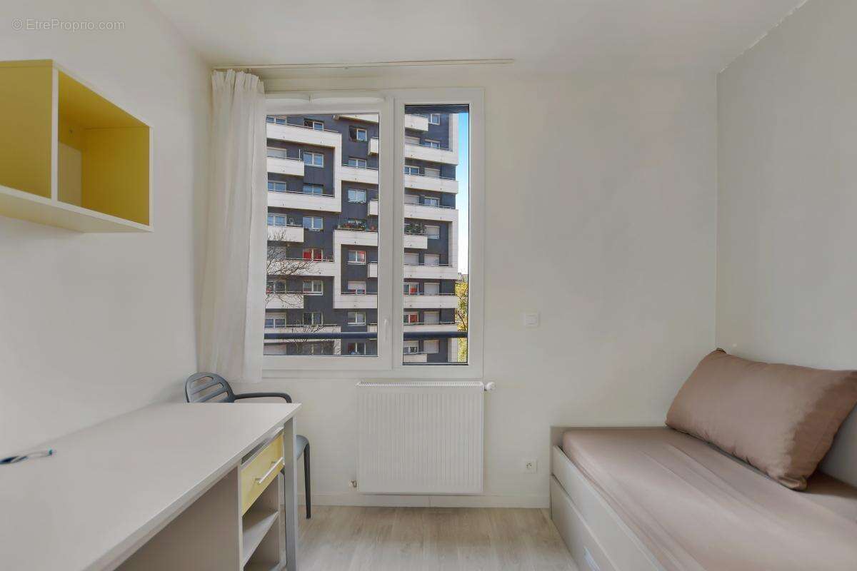 Appartement à PARIS-19E