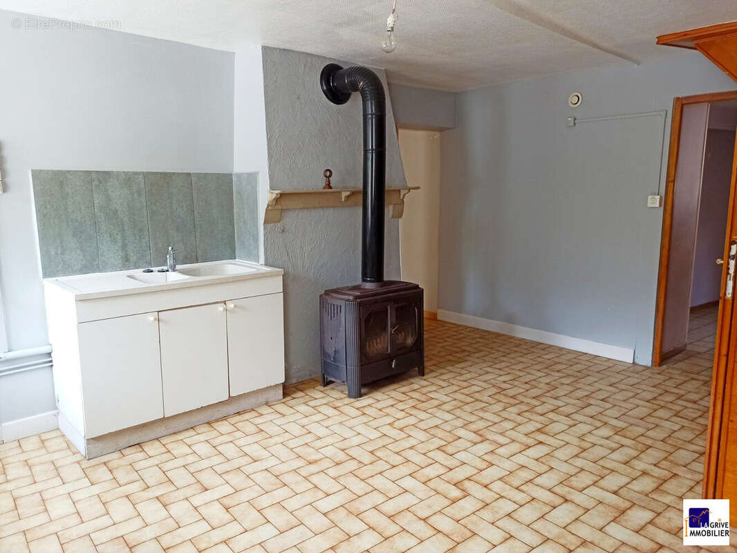 Maison à LA CHAMBRE