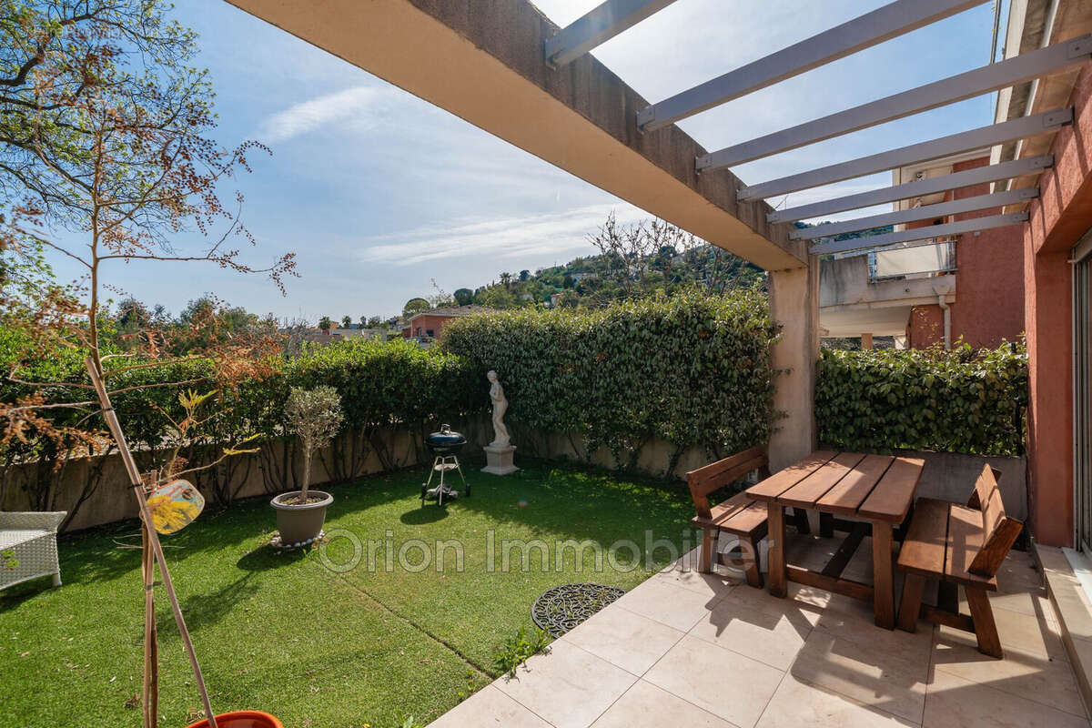 Appartement à MANDELIEU-LA-NAPOULE