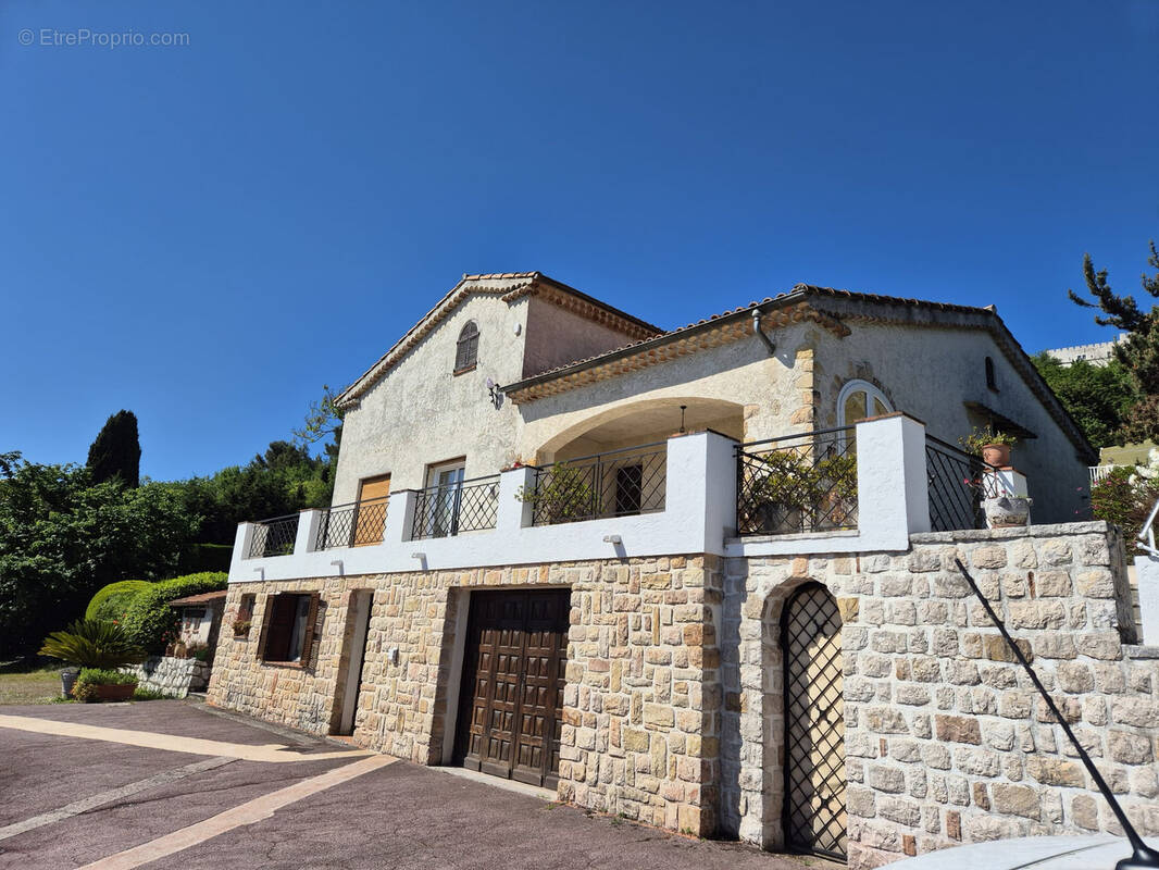 Maison à SAINT-JEANNET