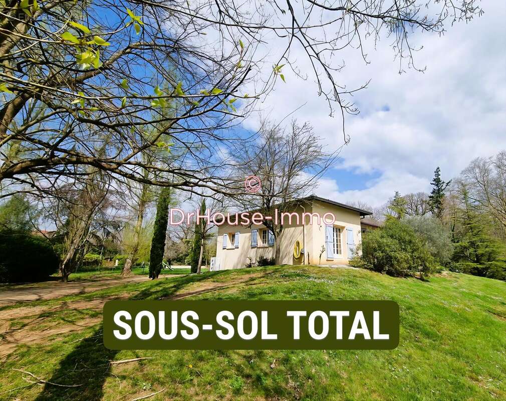 Maison à LISLE-SUR-TARN