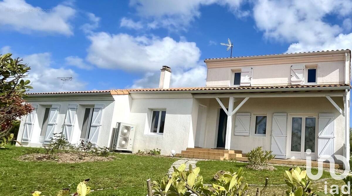 Photo 1 - Maison à LE POIRE-SUR-VIE