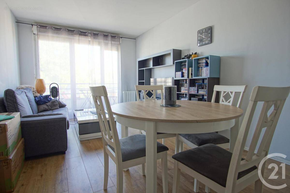 Appartement à CHOISY-LE-ROI