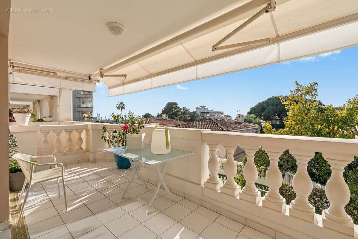 Appartement à NICE