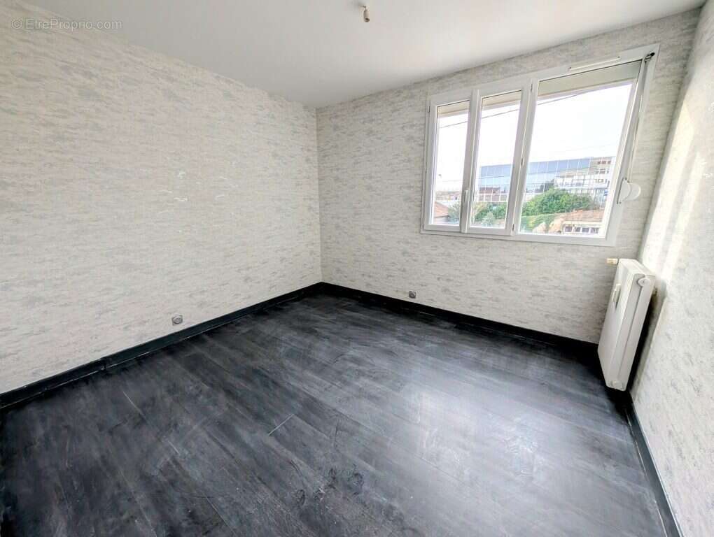 Appartement à CHENOVE