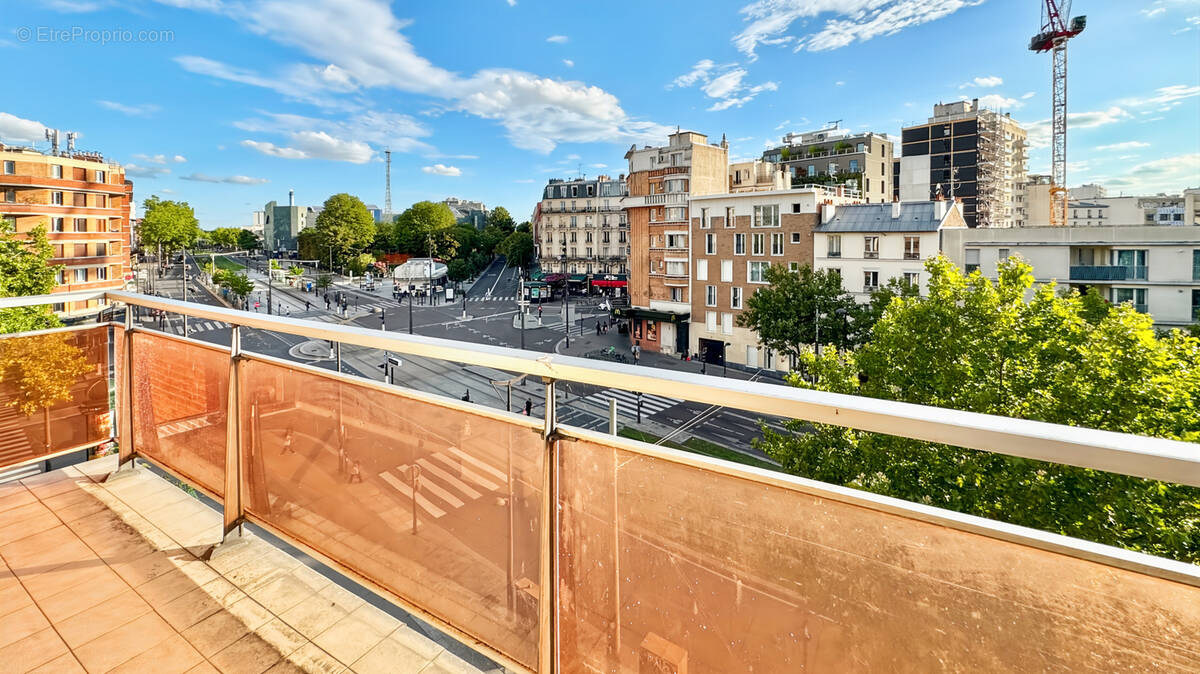Appartement à PARIS-19E