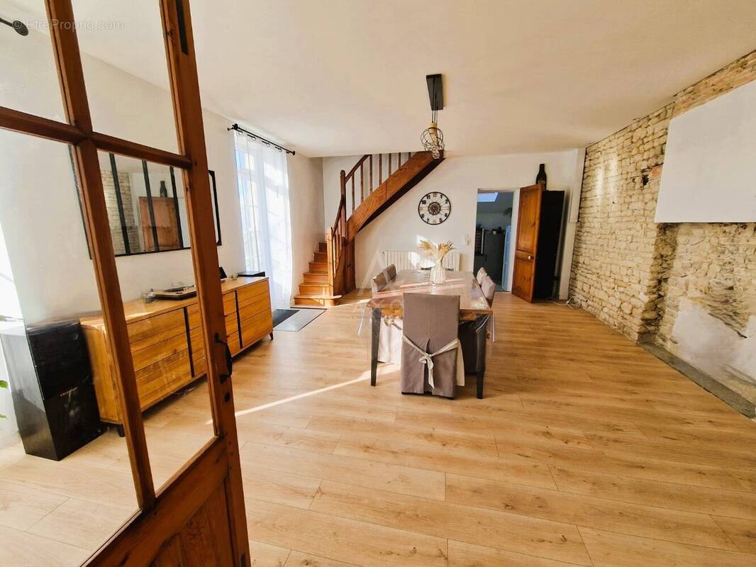 Maison à LA ROCHELLE