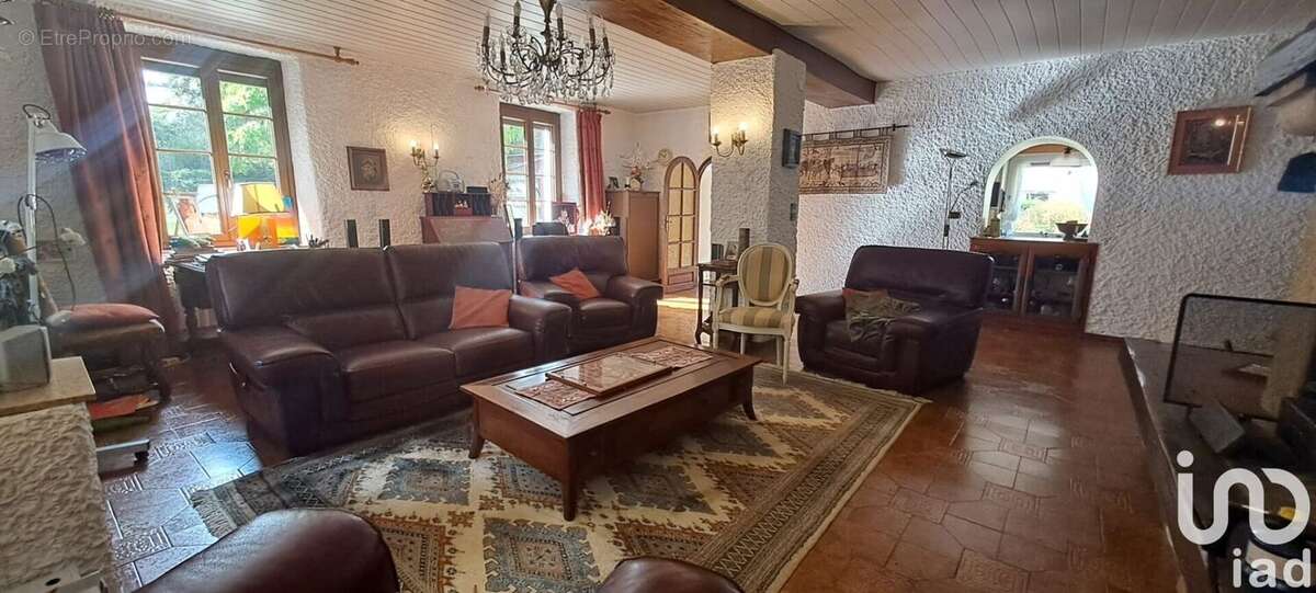 Photo 3 - Maison à SAINT-HILAIRE-LES-ANDRESIS