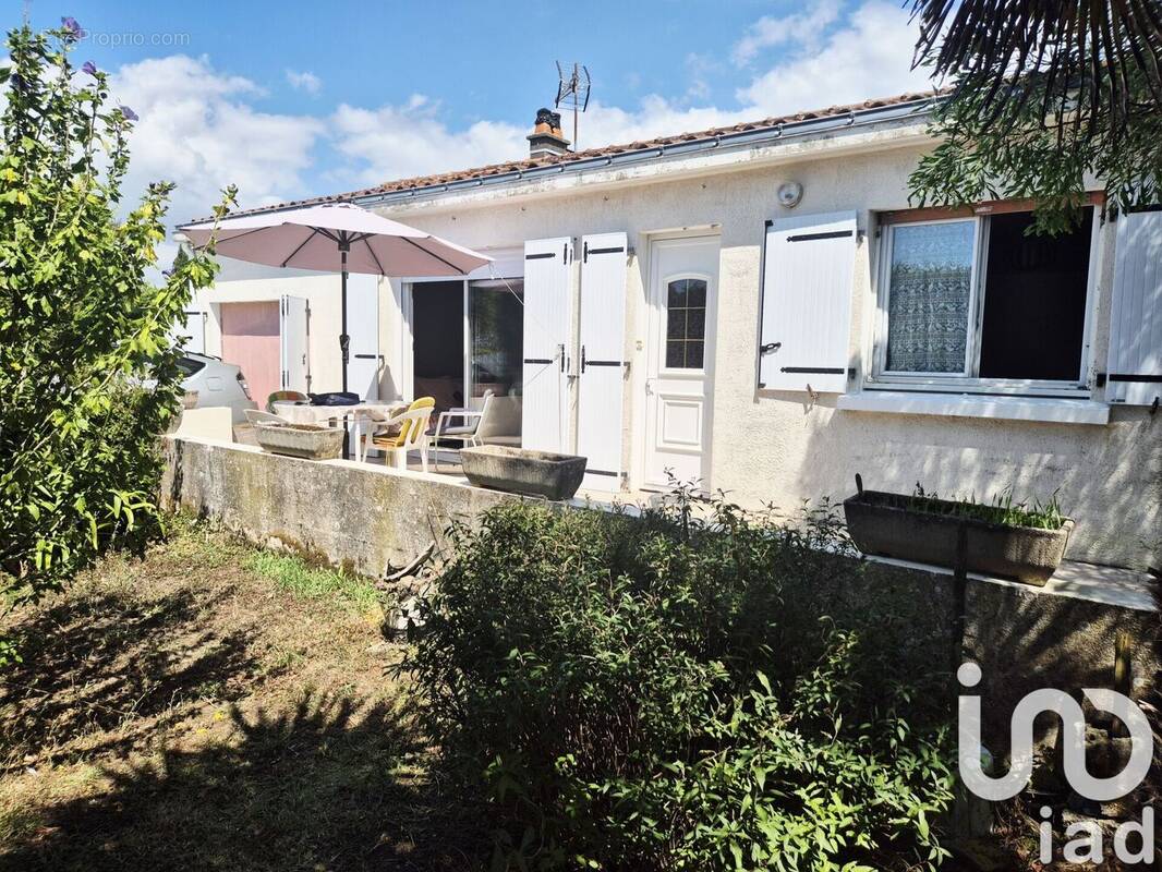 Photo 1 - Maison à LA CHAIZE-GIRAUD