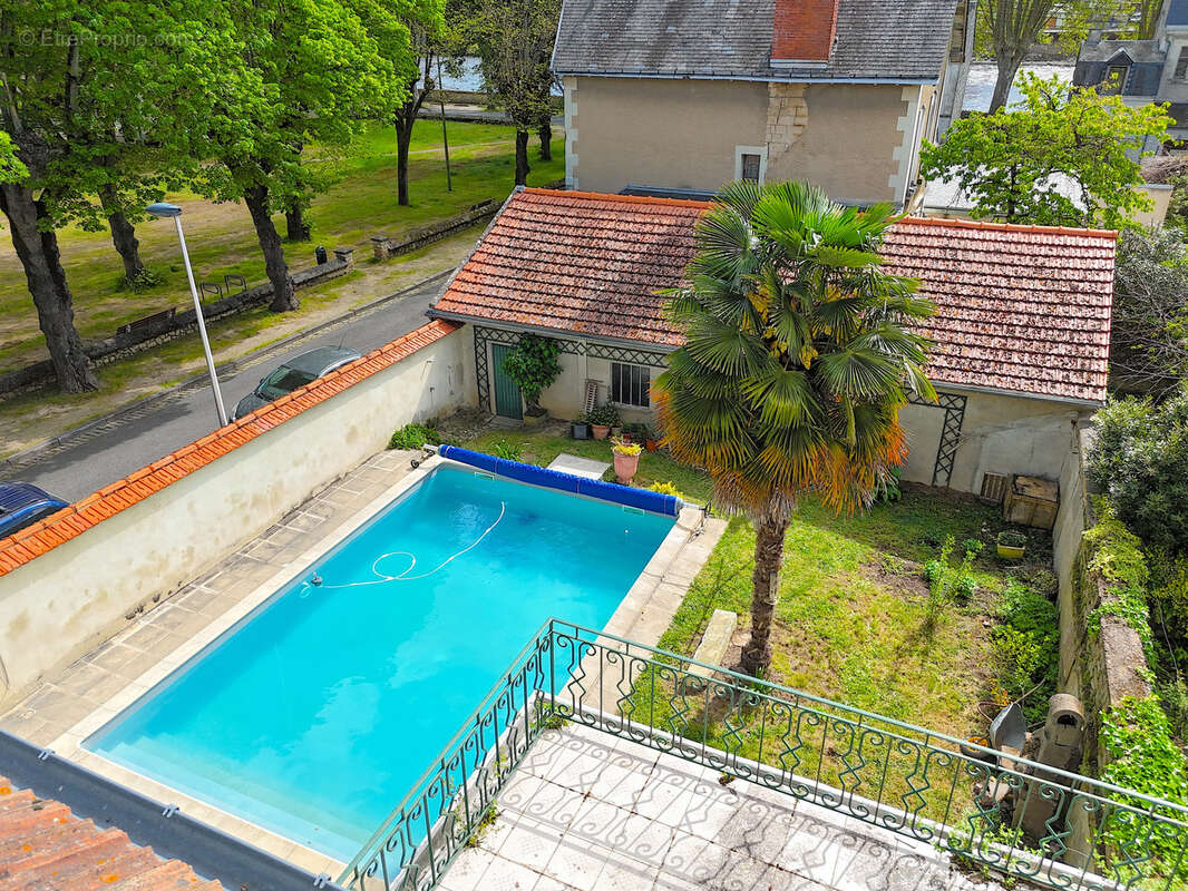 Maison à CHATELLERAULT