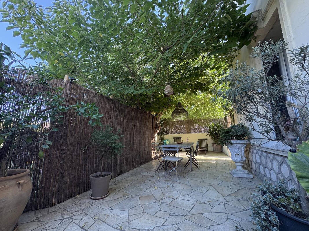 Appartement à ARLES