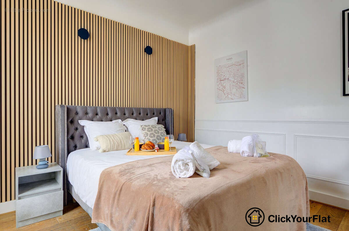 Appartement à PARIS-8E