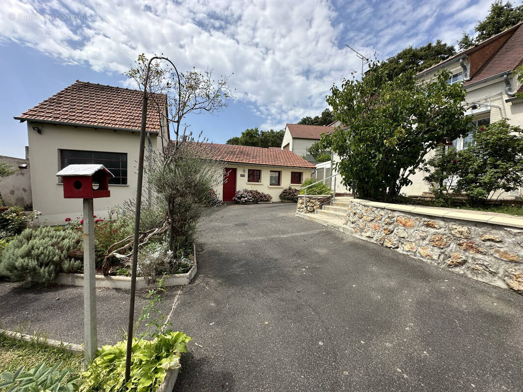 Maison à NEVOY