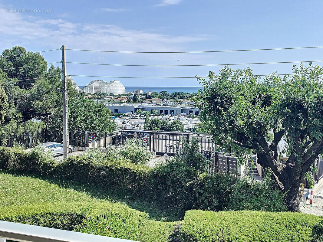 Appartement à VILLENEUVE-LOUBET