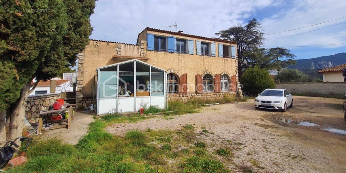 Maison à GEMENOS